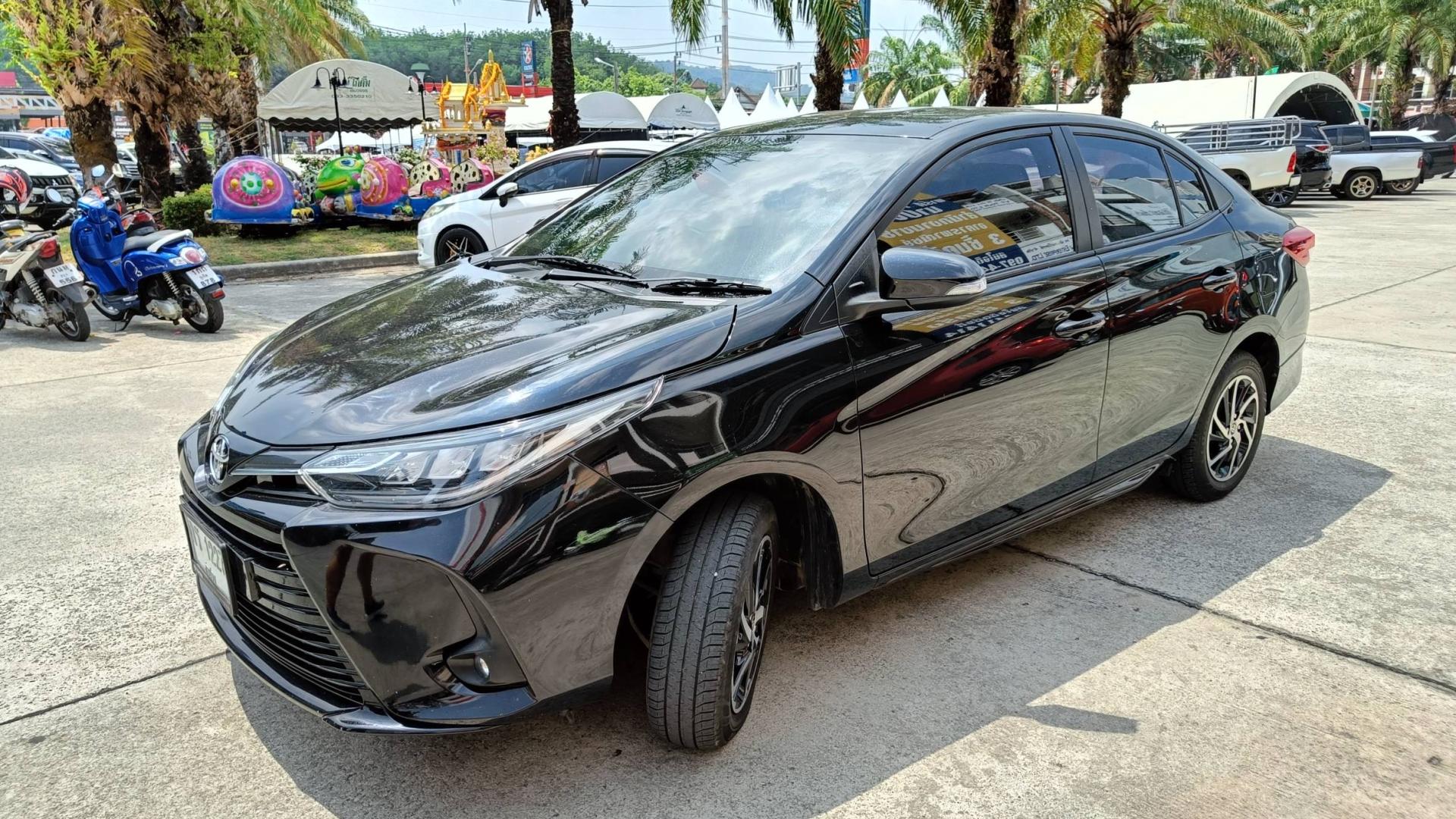 Toyota Yaris Ativ