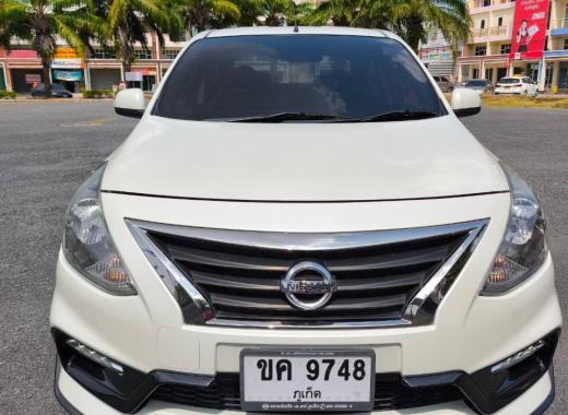 Nissan Almera